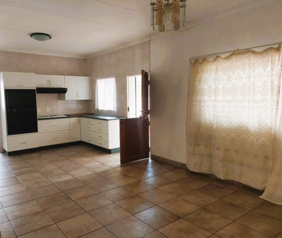 To Let commercial Property for Rent in Zilkaatsnek North West